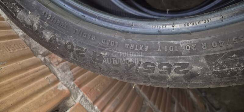 Continental 255/40 R20 Letnja