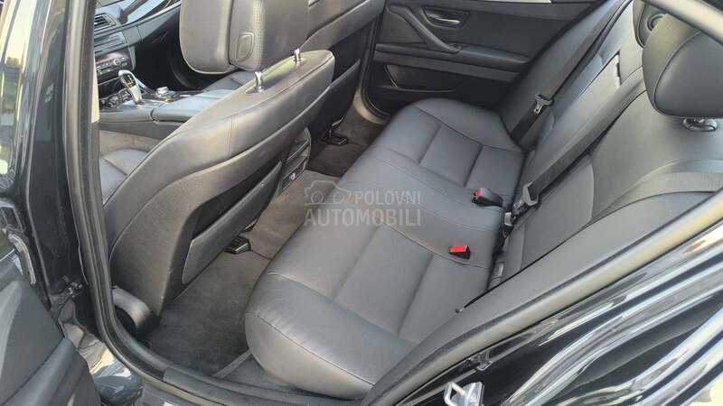 BMW 520 AUT/XEN/NAVl N.O.V