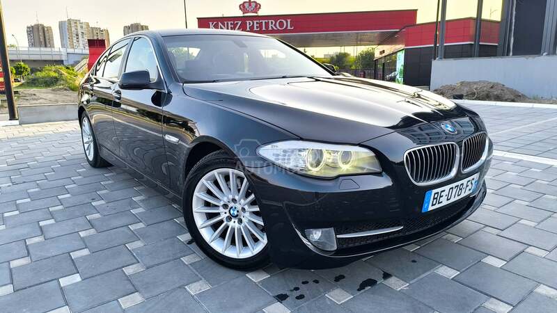 BMW 520 AUT/XEN/NAVl N.O.V