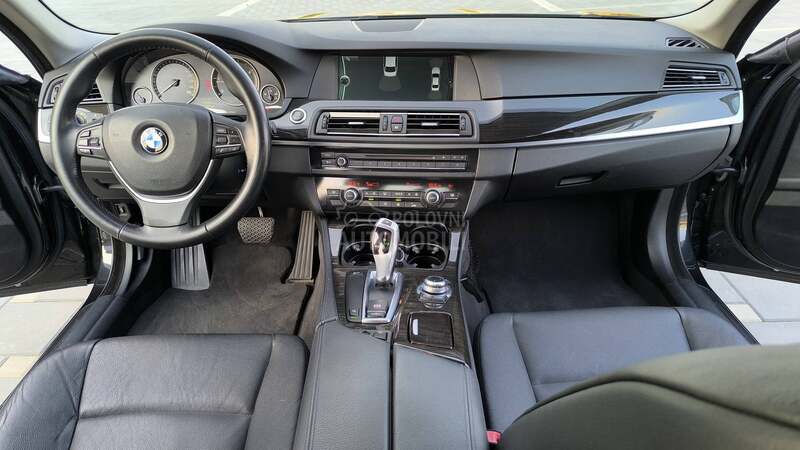 BMW 520 AUT/XEN/NAVl N.O.V