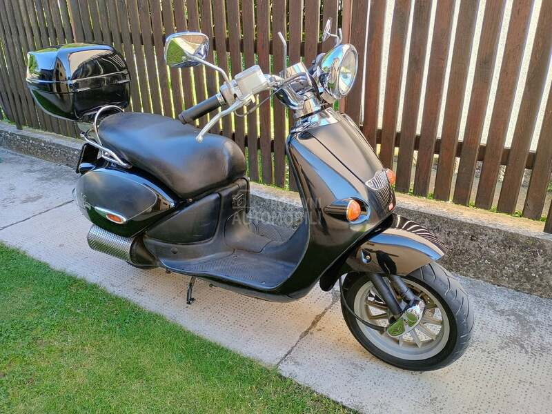 Aprilia Mojito Custom 50