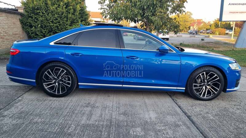 Audi A8 S line