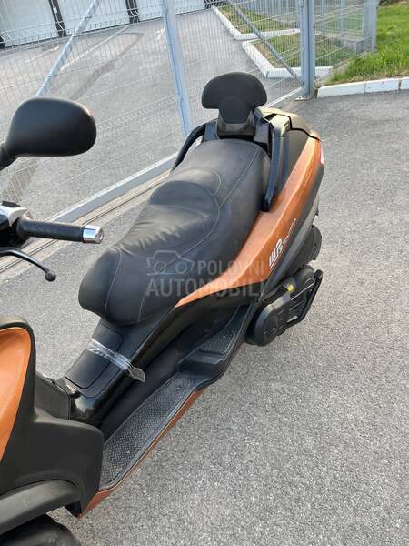 Piaggio MP3