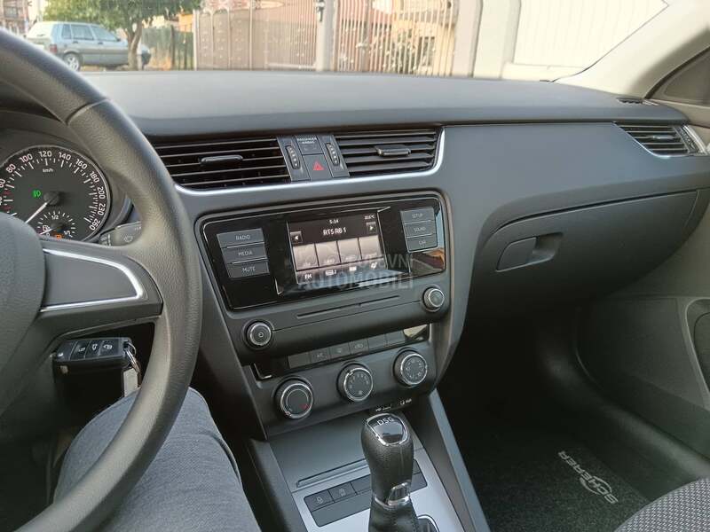 Škoda Octavia 1.2B DSG Toop