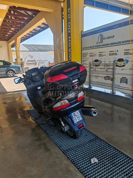 Suzuki Burgman 650 Executive