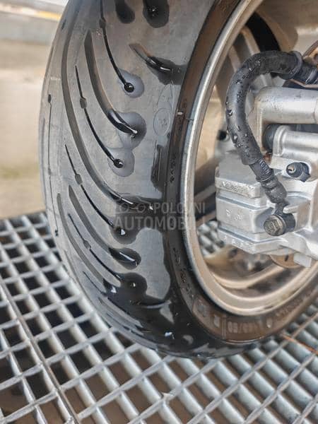 Suzuki Burgman 650 Executive