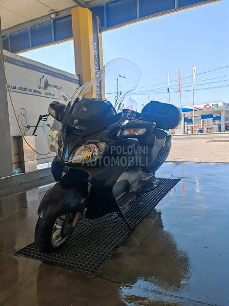 Suzuki Burgman 650 Executive