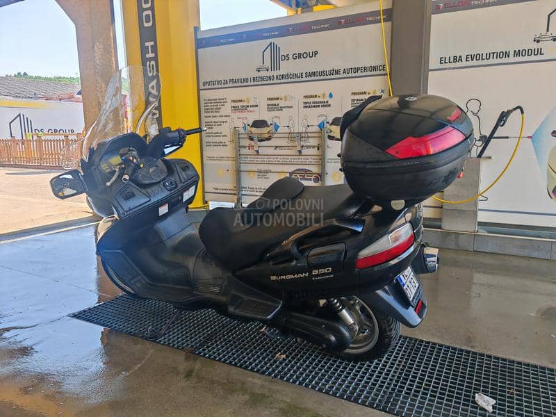 Suzuki Burgman 650 Executive