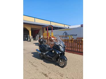 Suzuki Burgman 650 Executive