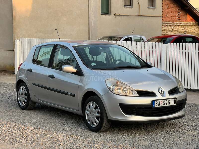 Renault Clio 