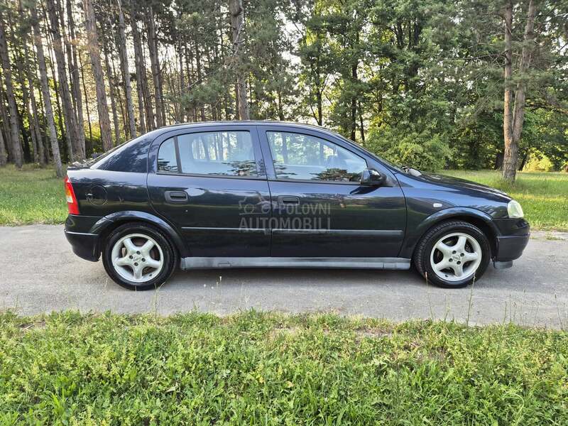 Opel Astra G 1.6 8v