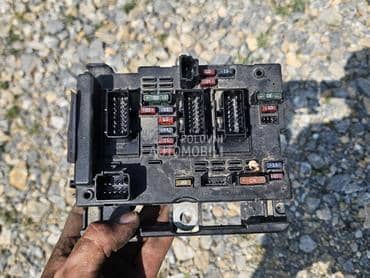 Tabla osiguraca za Peugeot 307 od 2001. do 2008. god.