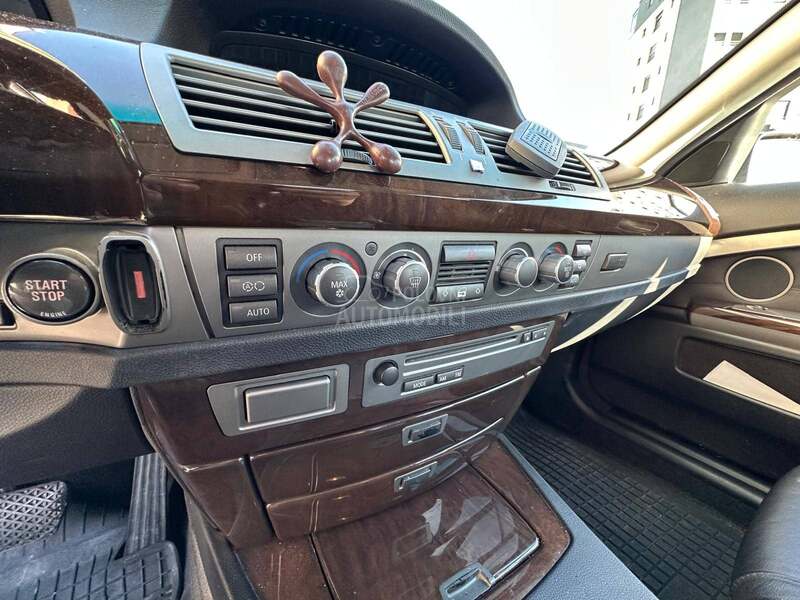 BMW 730 E65/66