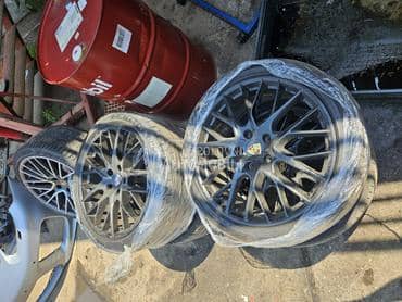 Aluminijumske felne  21" Bez rupa