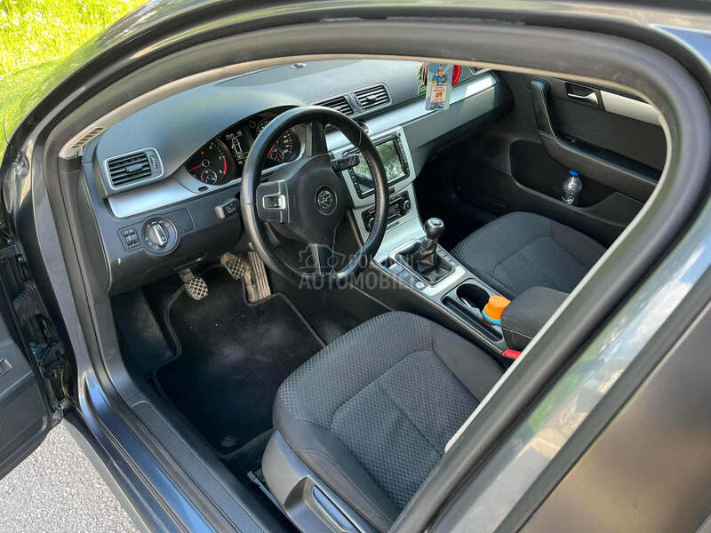 Volkswagen Passat B7 N O V