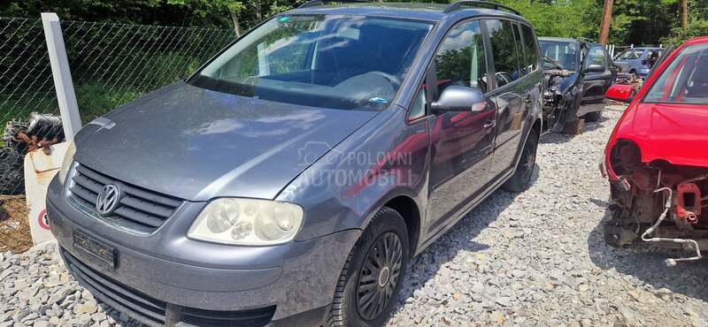 Touran 2.0tdi DELOVI