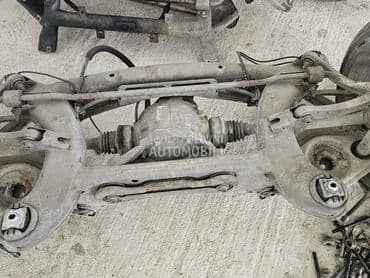 Zadnji trap za Mercedes Benz C 160, C 180, C 200 ... od 2007. do 2014. god.