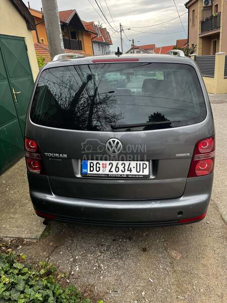 Volkswagen Touran 