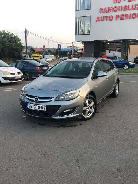 Opel Astra J 