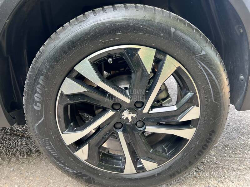 Peugeot 2008 1.2/130HP/GT-LINE/AT