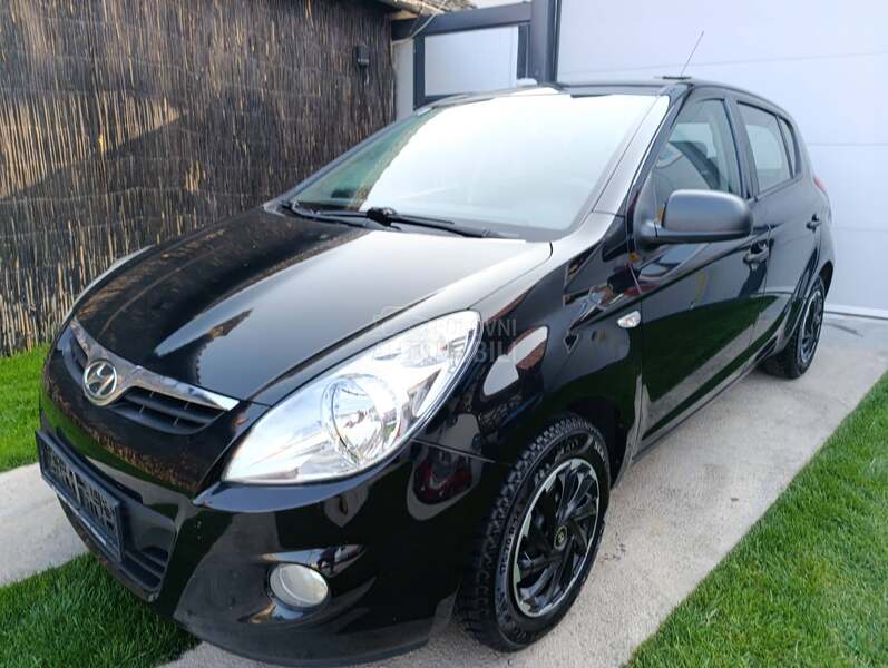 Hyundai i20 