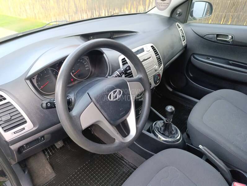 Hyundai i20 