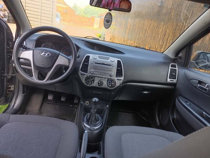 Hyundai i20 