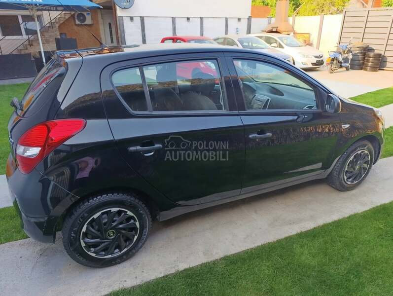 Hyundai i20 