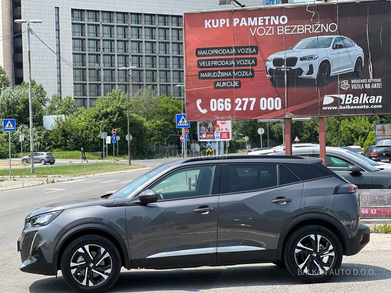 Peugeot 2008 1.5 HDI/ALLURE/AT8