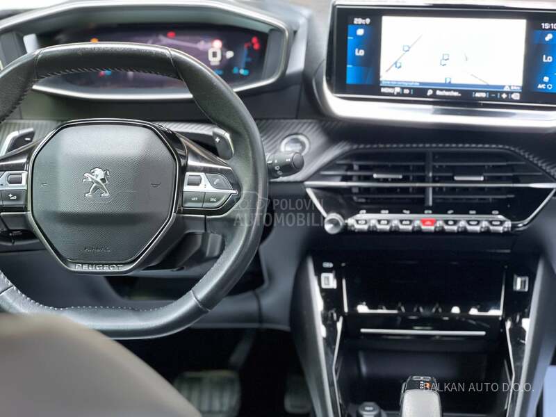 Peugeot 2008 1.5 HDI/ALLURE/AT8