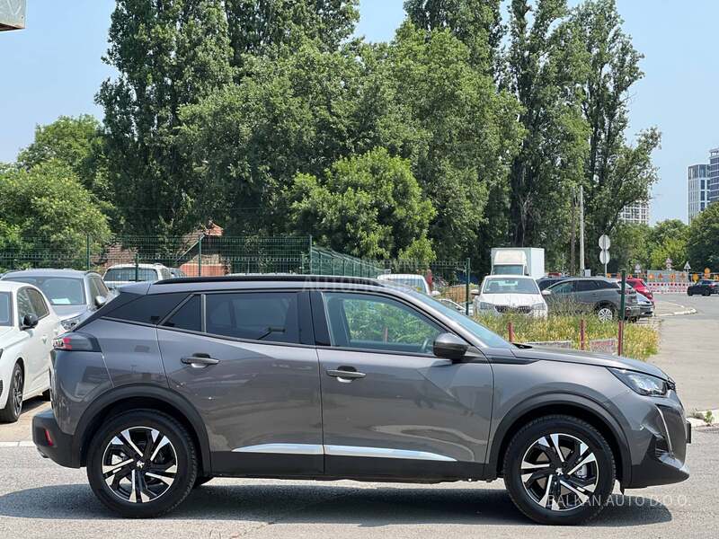 Peugeot 2008 1.5 HDI/ALLURE/AT8