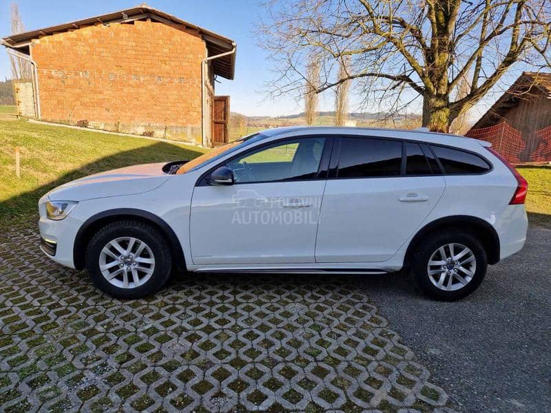 Volvo V60 Cross Country D3