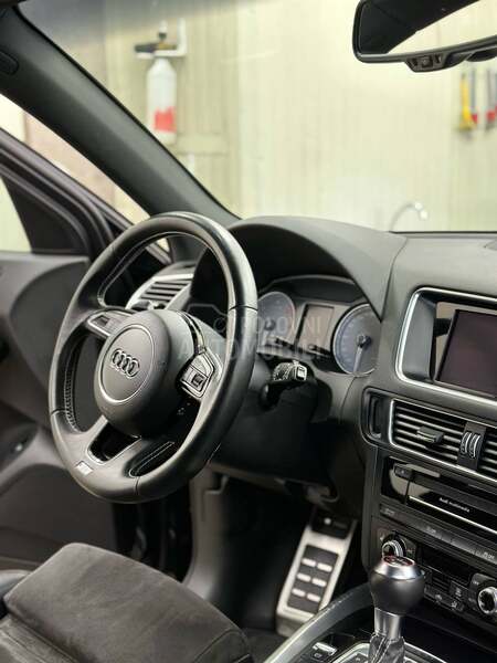 Audi SQ5 