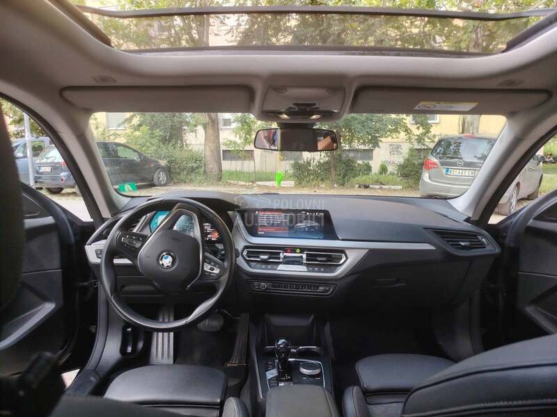 BMW 218 PANO/VIRT/KOZA