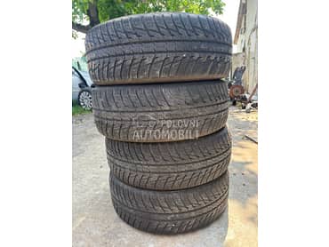 Nokian 225/60 R17 Zimska