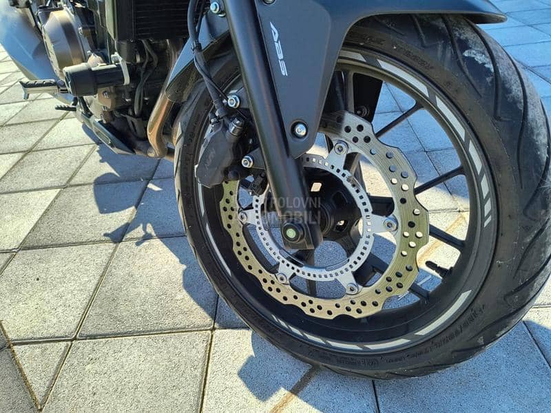 Honda CB 500 F