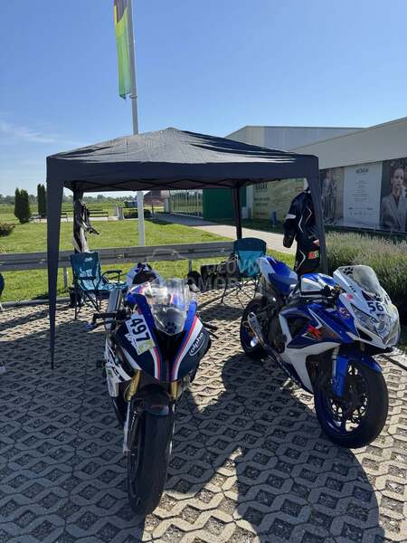 Suzuki GSXR 600 K8