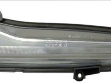 Migavac u retrovizoru za Mercedes Benz GLA Klasa