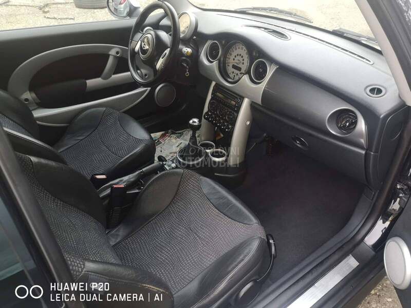 MINI Cooper 1.6b 2005. god. -  kompletan auto u delovima