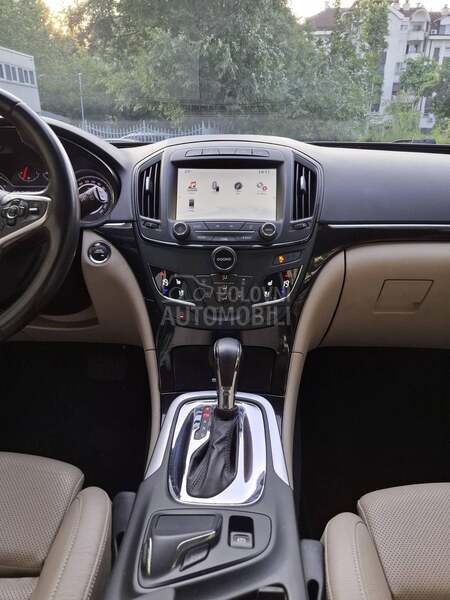Opel Insignia 2.0 cdti COSMO 4X4