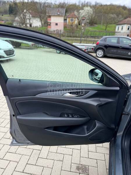 Opel Insignia EDITION BUSINESS