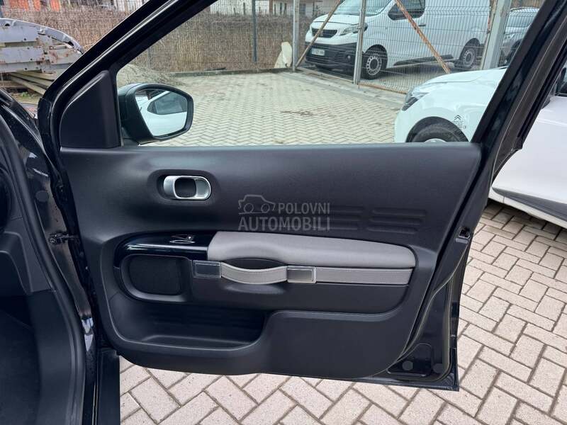 Citroen C4 Cactus FELL BUSINESS HDi100