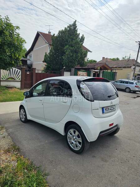 Citroen C-Zero 