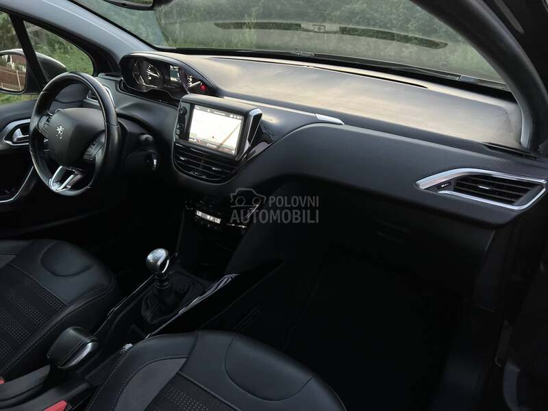 Peugeot 2008 ALLURE 1.5HDi 100