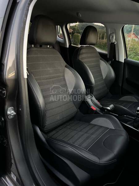 Peugeot 2008 ALLURE 1.5HDi 100