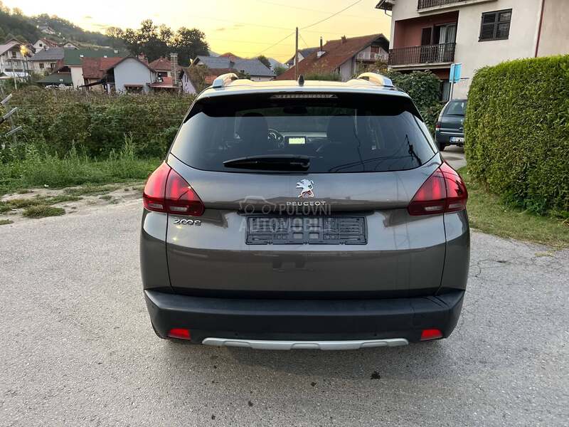 Peugeot 2008 ALLURE 1.5HDi 100