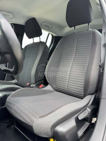 Peugeot 208 BUSINESS 1.5 HDi