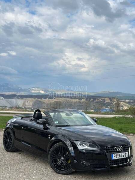 Audi TT S line