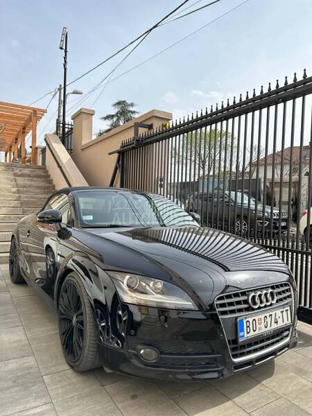 Audi TT S line