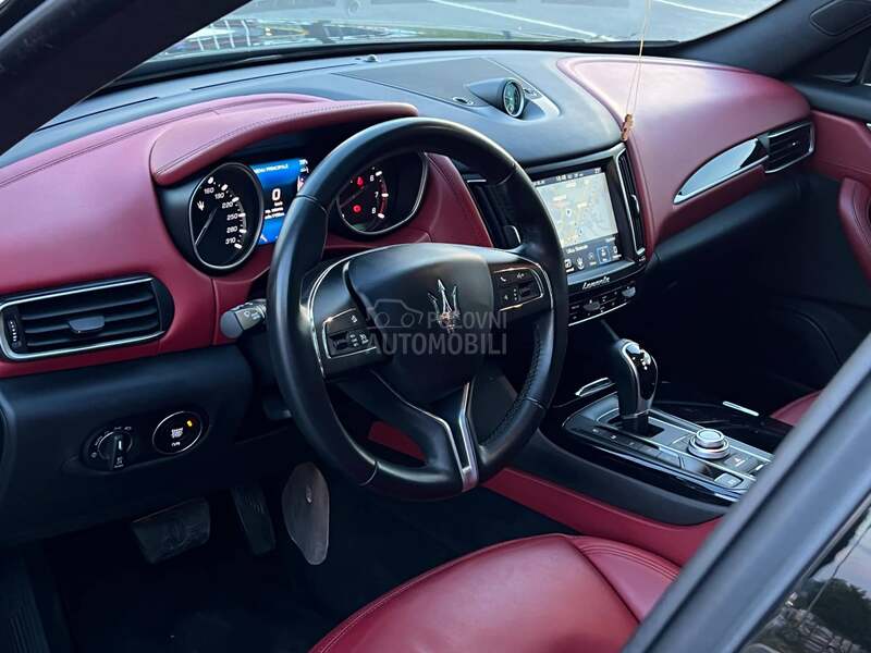 Maserati Levante SQ4